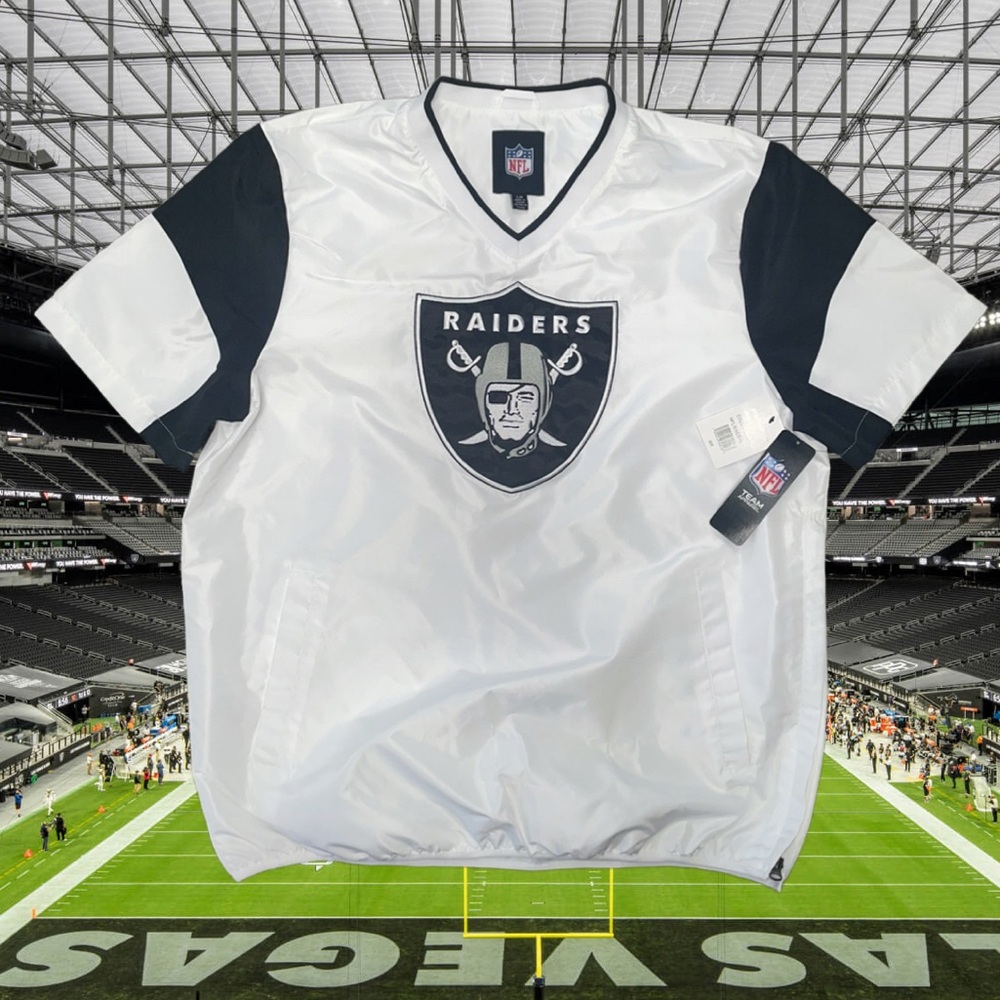 Las Vegas Raiders Pullover Short SleeveWindbreaker Men’s NFL Sz L NEW